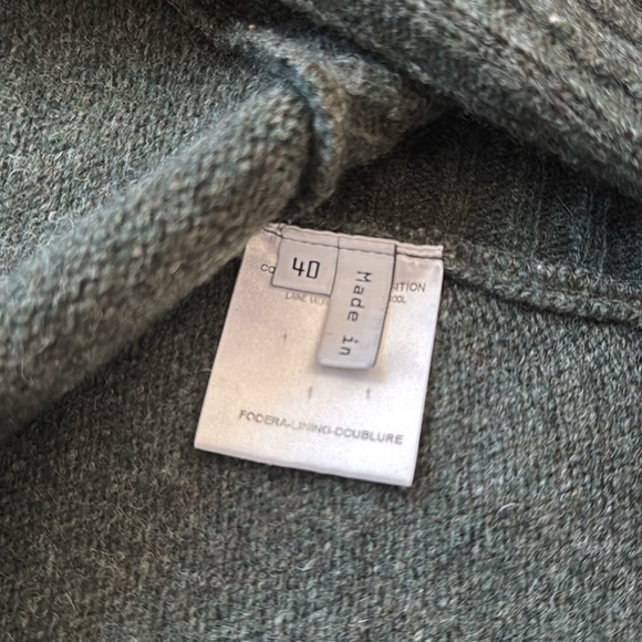 Balenciaga knit wool turtleneck sweater with flattering slight flare at … - Picture 4 of 6